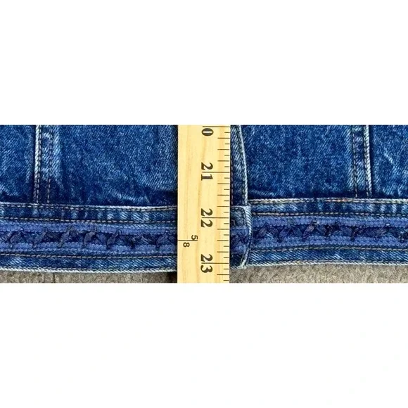 Together Women's Vintage Rare Embroidered‎ Button Up Denim Jacket Size Large